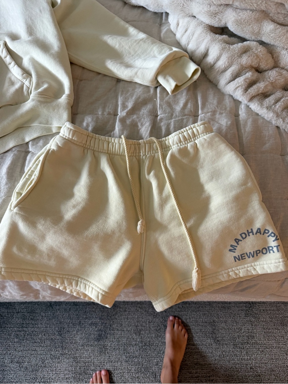 MADHAPPY Newport yellow Zip-Up Hoodie & Shorts Set - - Picture 2 of 6